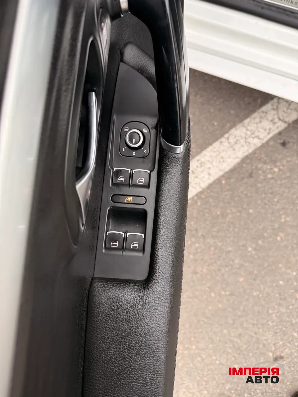 Volkswagen Passat CC - фото 19