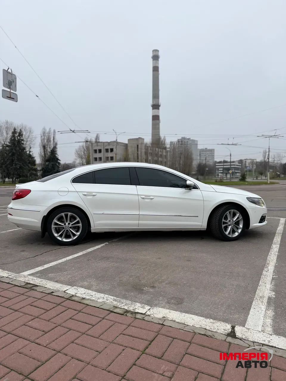 Volkswagen Passat CC - фото 11