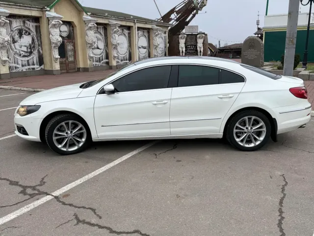 Volkswagen Passat CC - фото 4