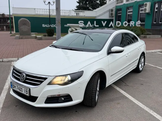 Volkswagen Passat CC - фото 2