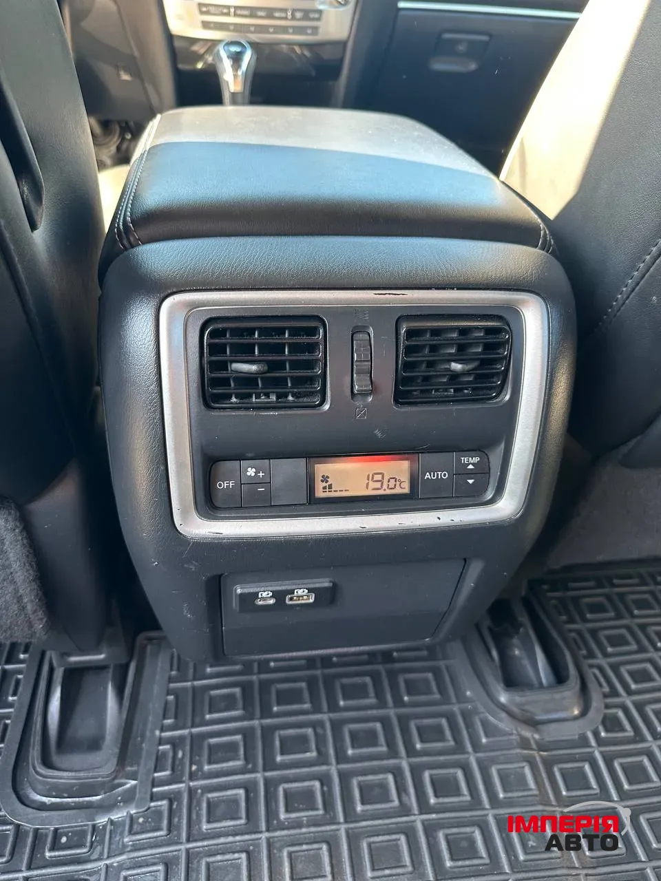 Infiniti QX60 - фото 14