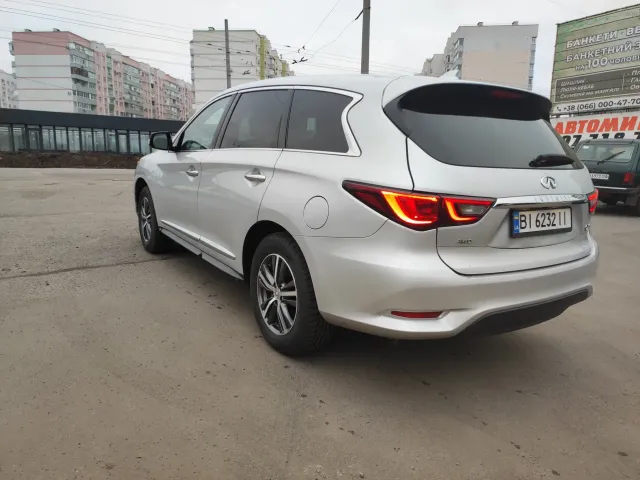 Infiniti QX60 - фото 3