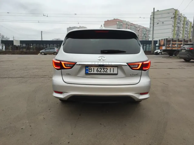 Infiniti QX60 - фото 4