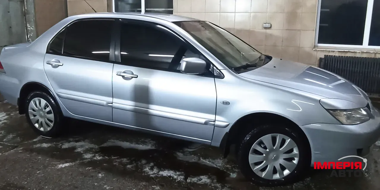 Mitsubishi Lancer - фото 5