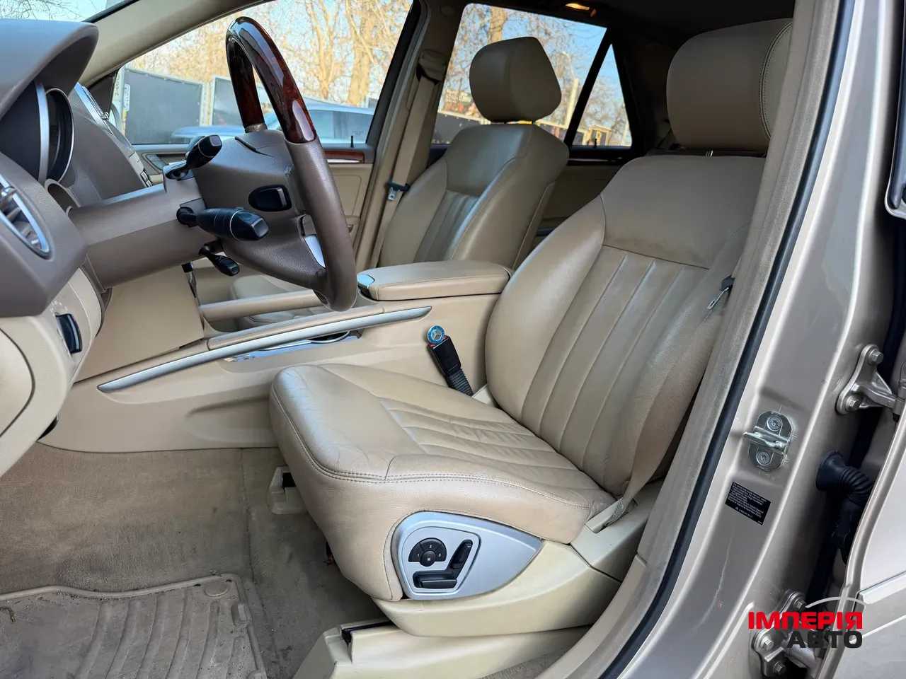 Mercedes-Benz M-Класс - фото 14