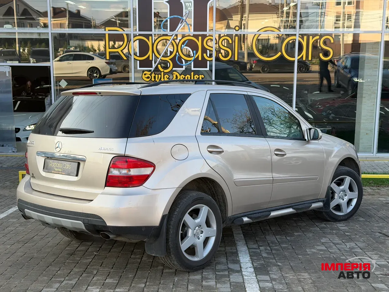 Mercedes-Benz M-Класс - фото 10