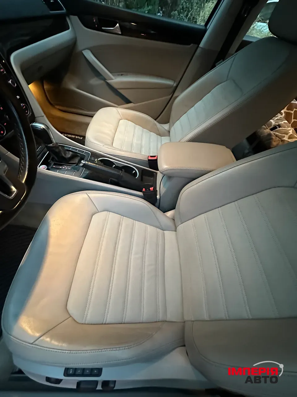 Volkswagen Passat - фото 19