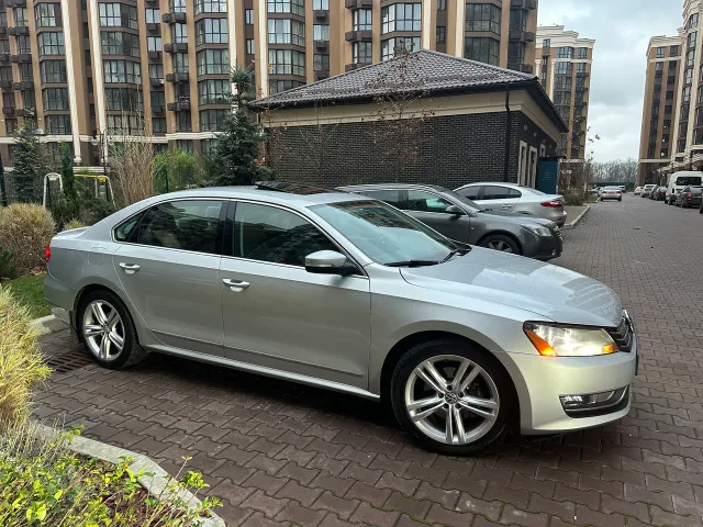 Volkswagen Passat - фото 3