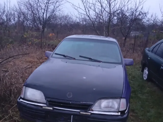 Opel Omega - фото 1