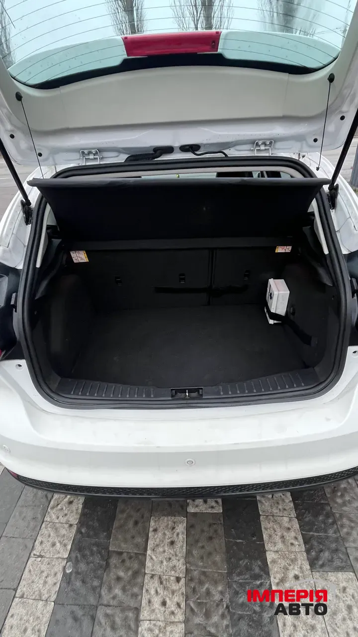 Ford Focus - фото 2