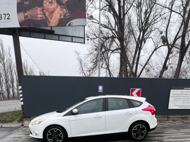 Ford Focus - фото 4