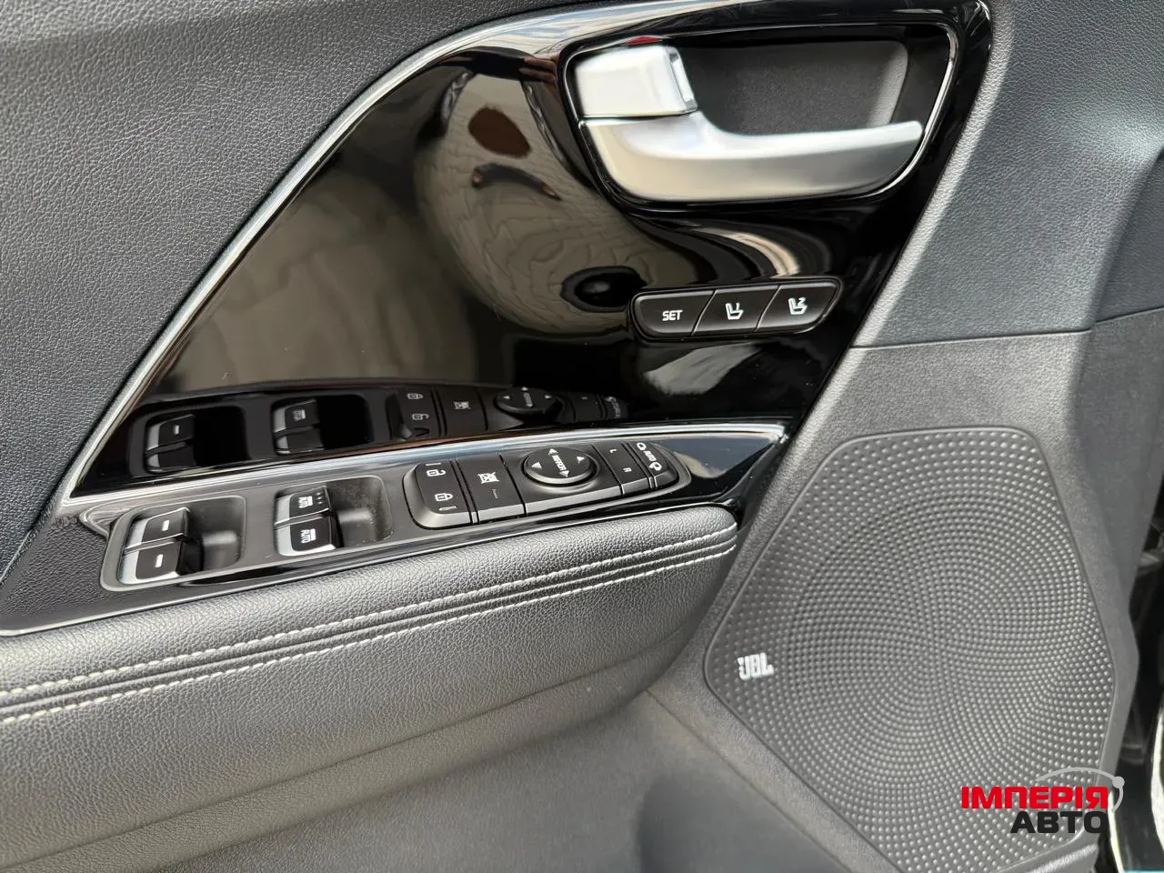 Kia Niro - фото 16