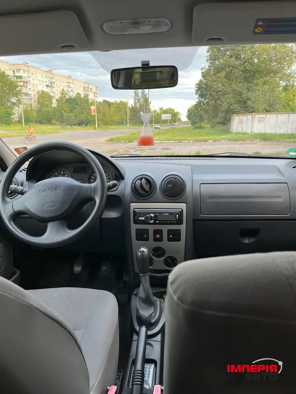 Dacia Logan - фото 9