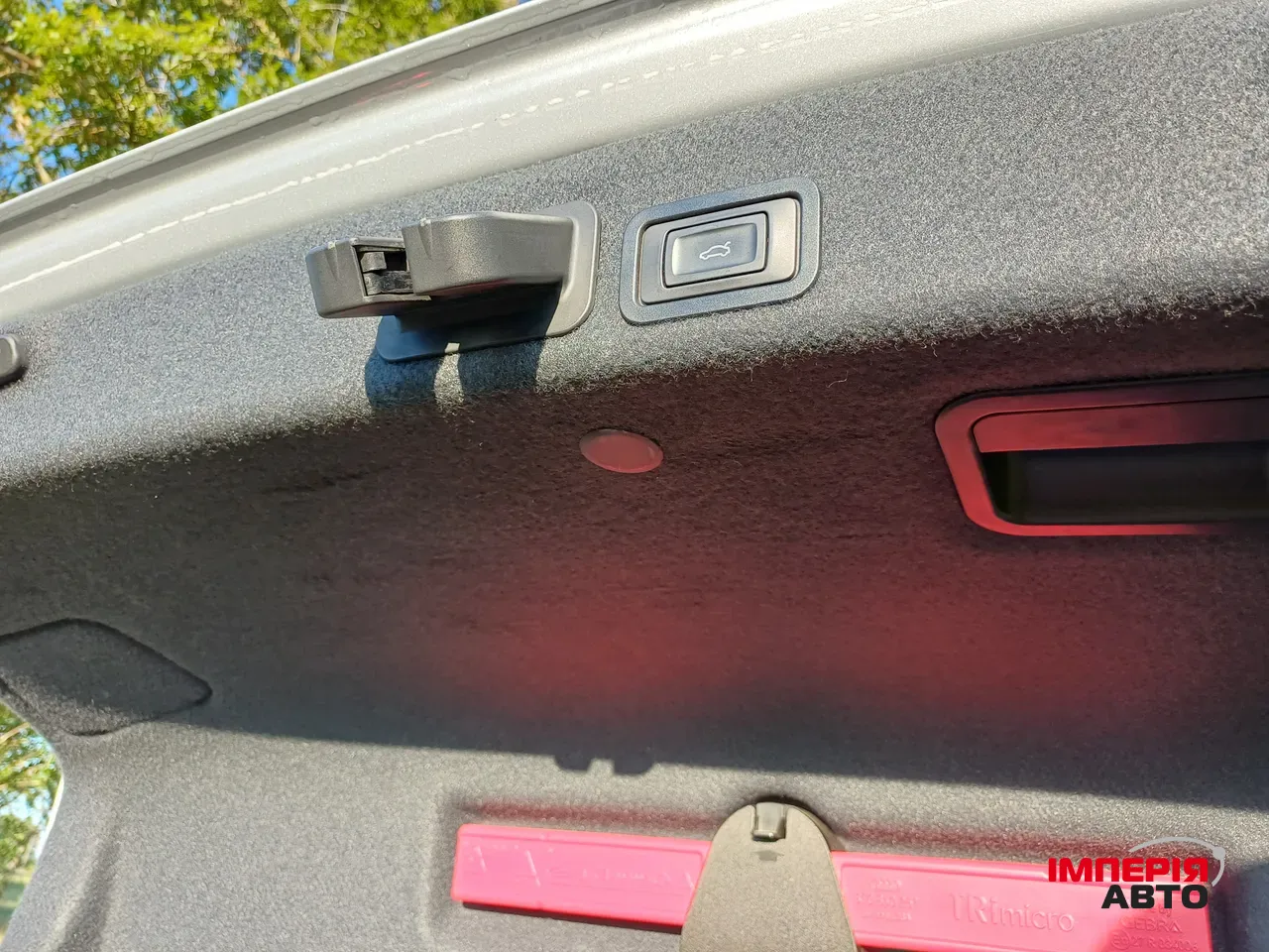 Audi A6 - фото 27