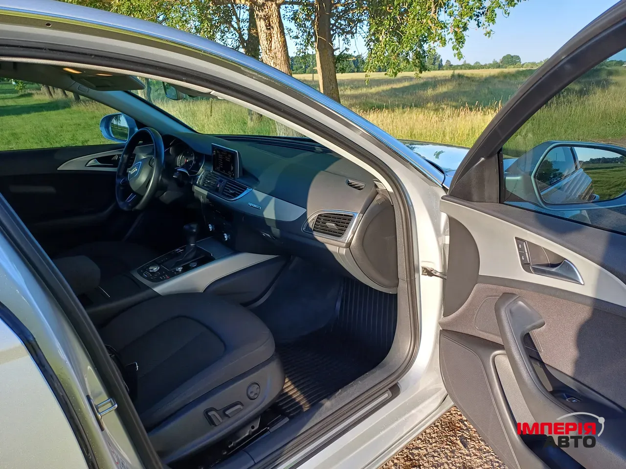 Audi A6 - фото 20