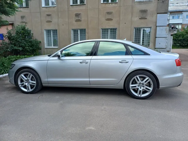 Audi A6 - фото 2