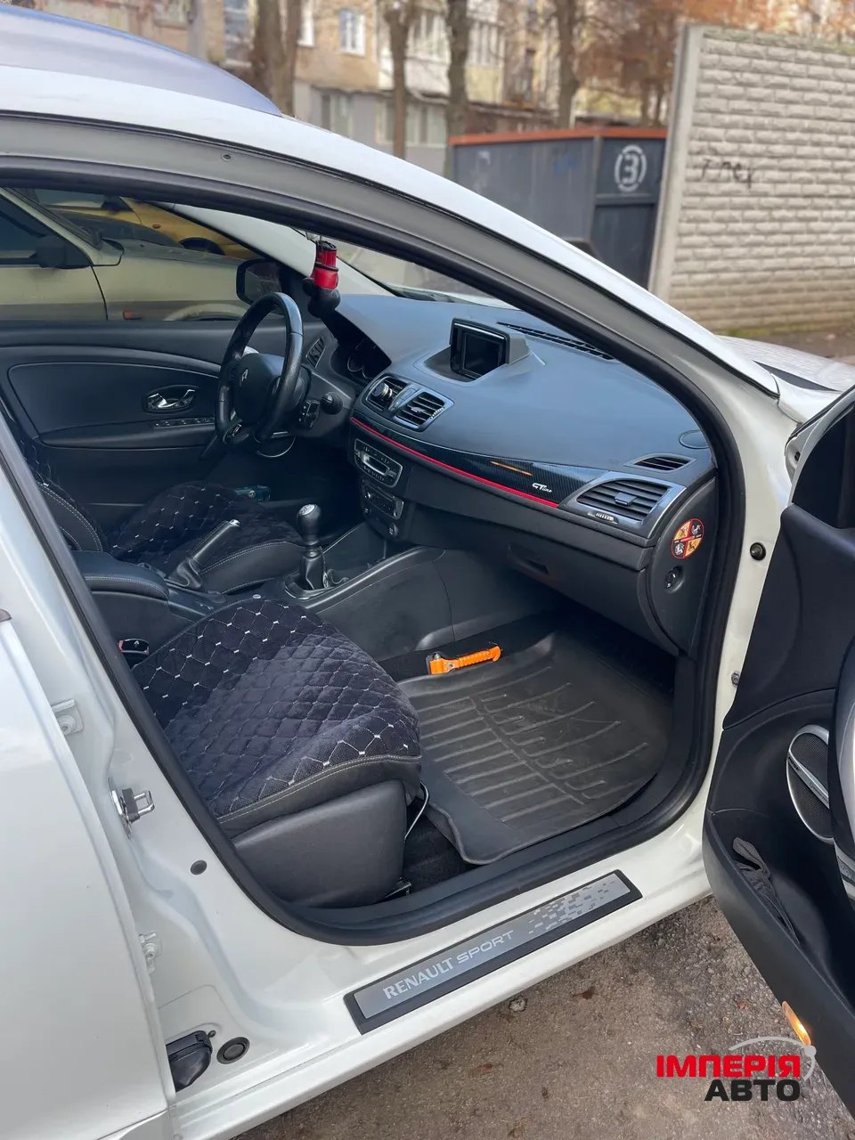 Renault Megane - фото 15