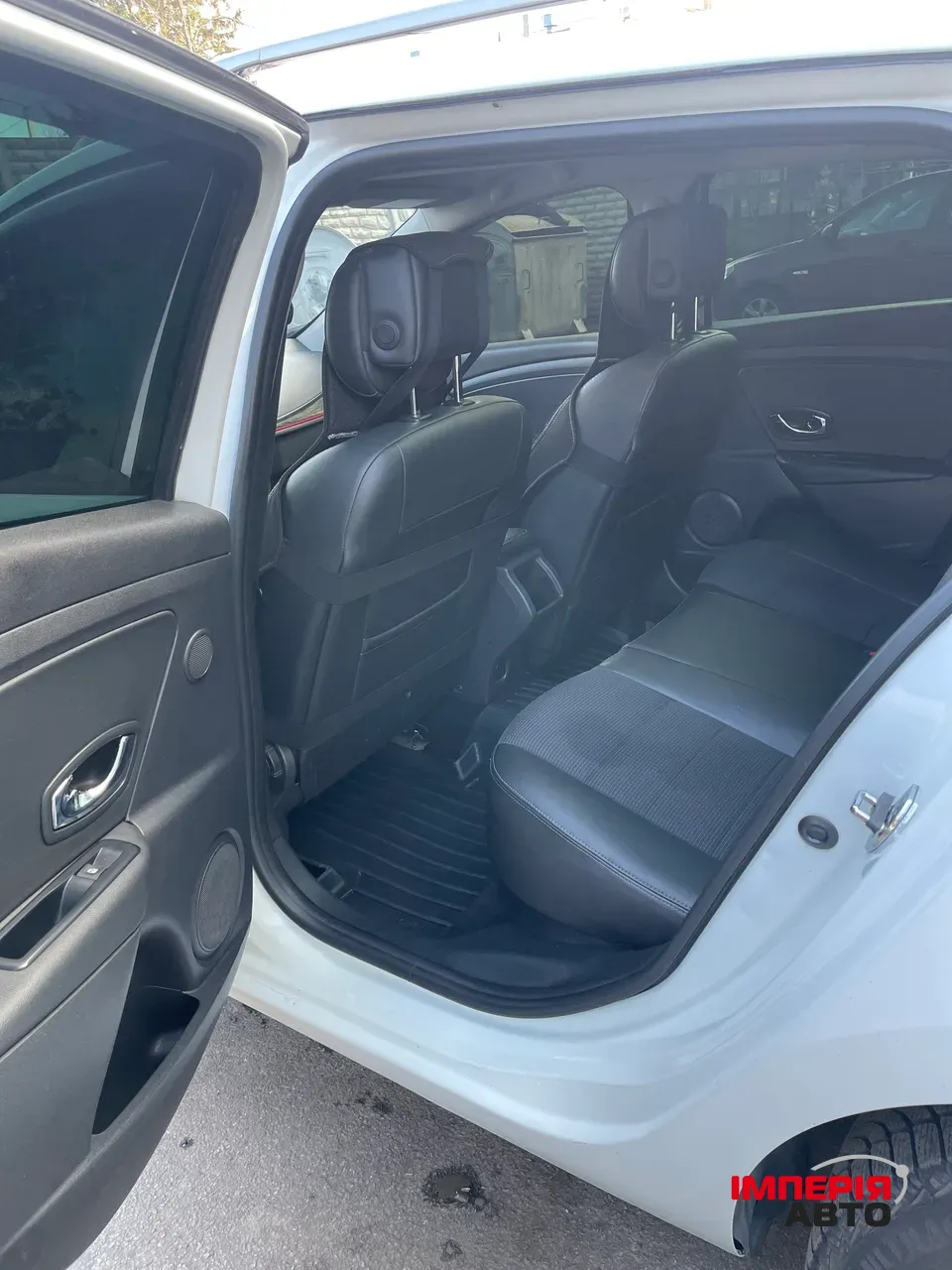 Renault Megane - фото 14