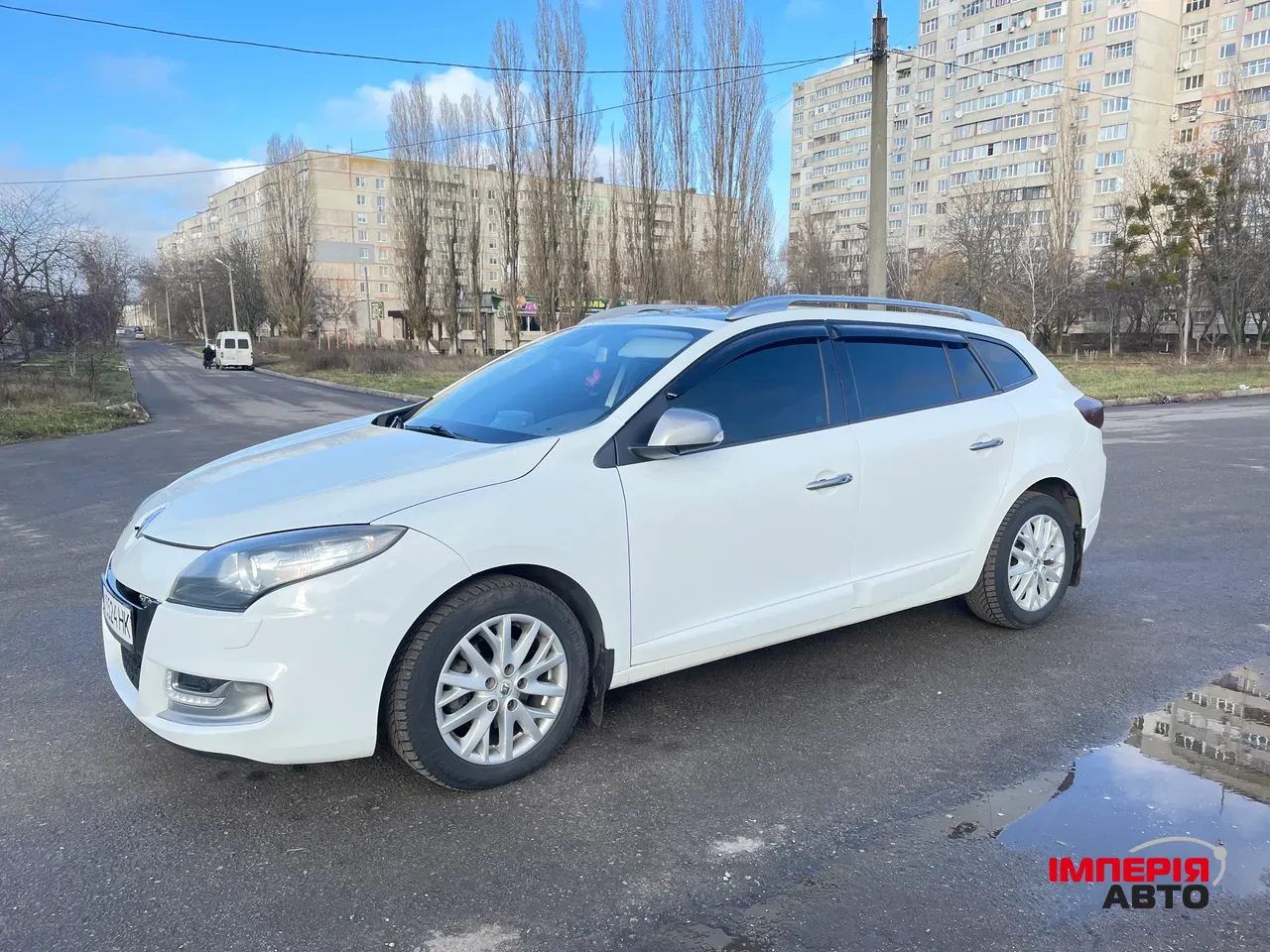 Renault Megane - фото 1