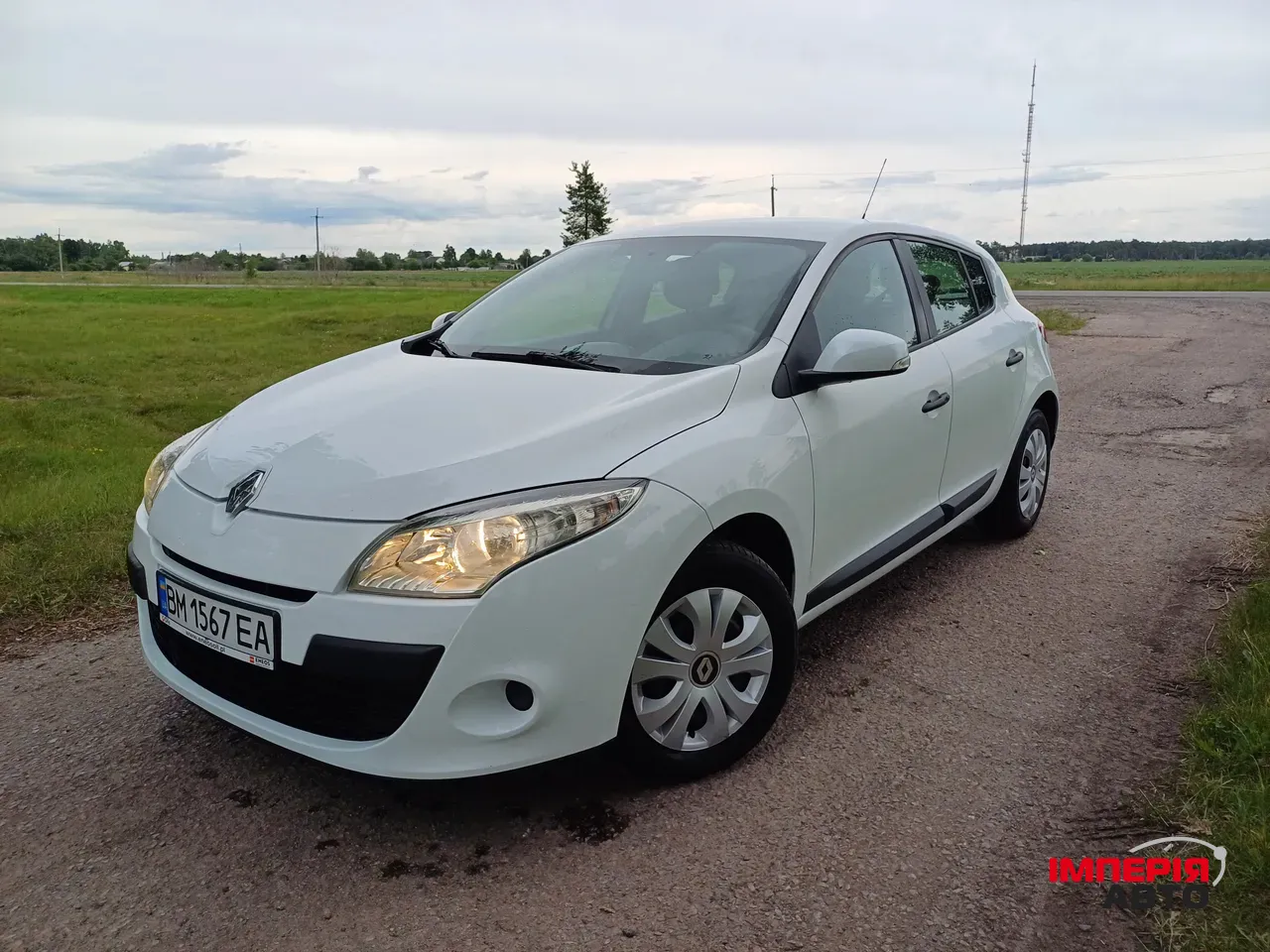 Renault Megane - фото 1