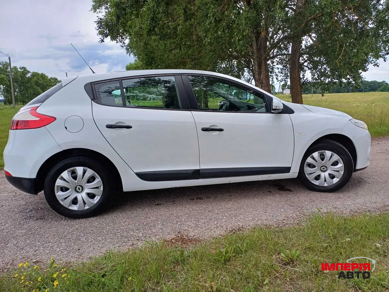 Renault Megane - фото 3