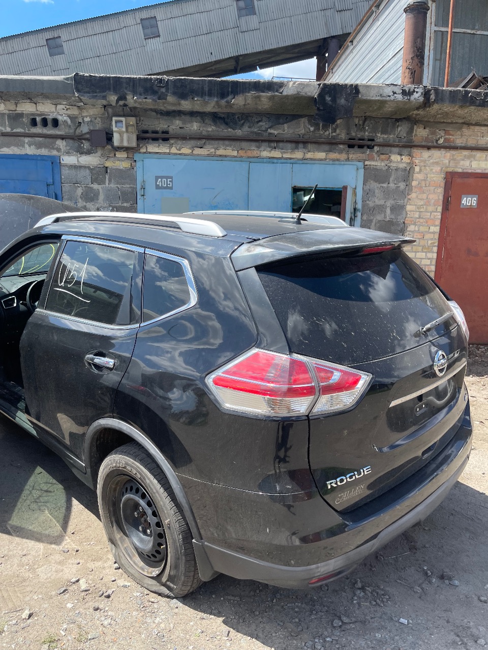 Nissan Rogue - фото 4