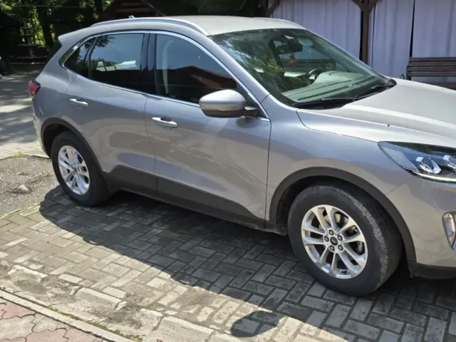 Ford Kuga - фото 5