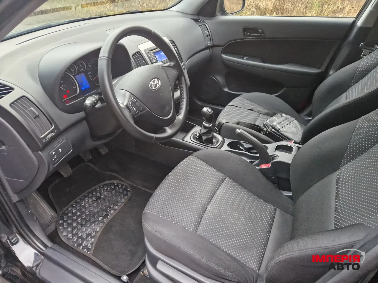 Hyundai i30 - фото 13