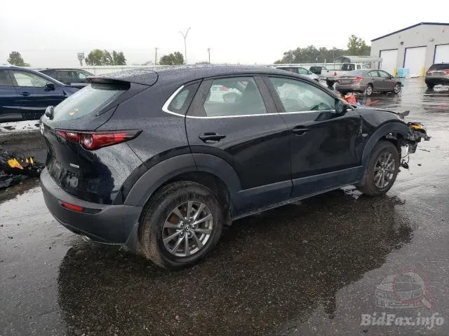 Mazda CX-30 - фото 5