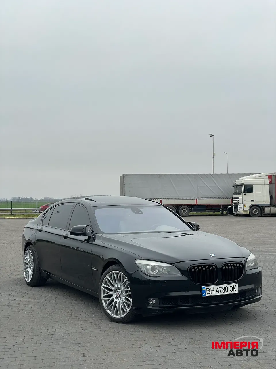 BMW 7 серії - фото 1