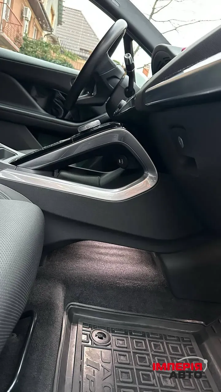 Jaguar I-Pace - фото 5