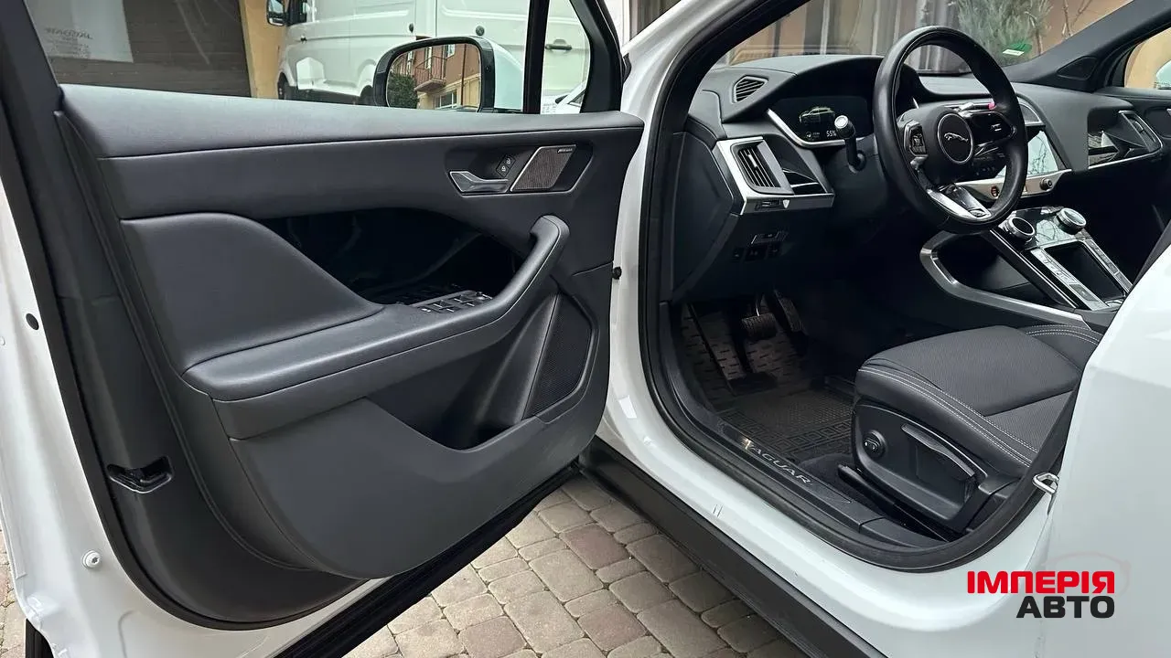 Jaguar I-Pace - фото 3