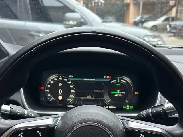 Jaguar I-Pace - фото 4