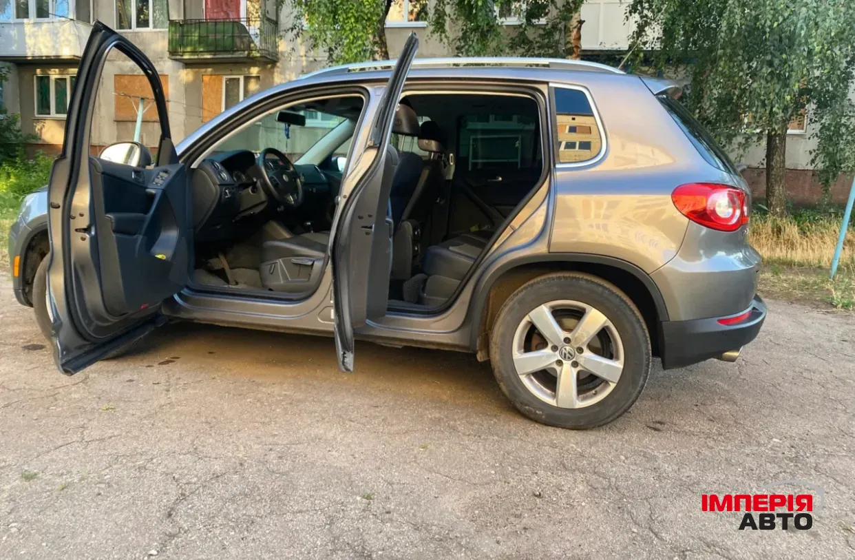 Volkswagen Tiguan - фото 1