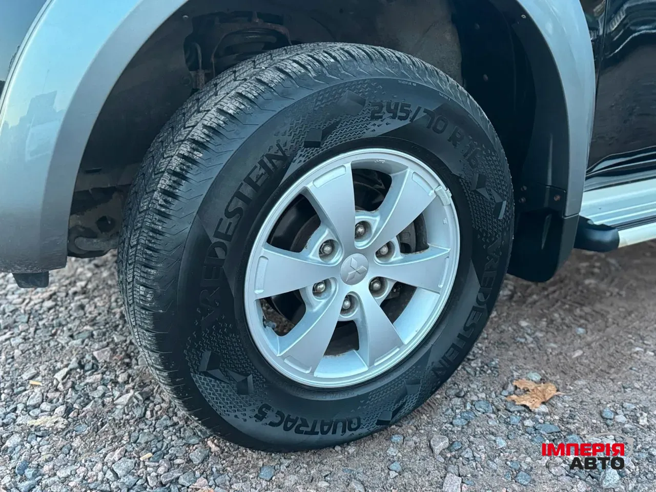 Mitsubishi L200 - фото 11