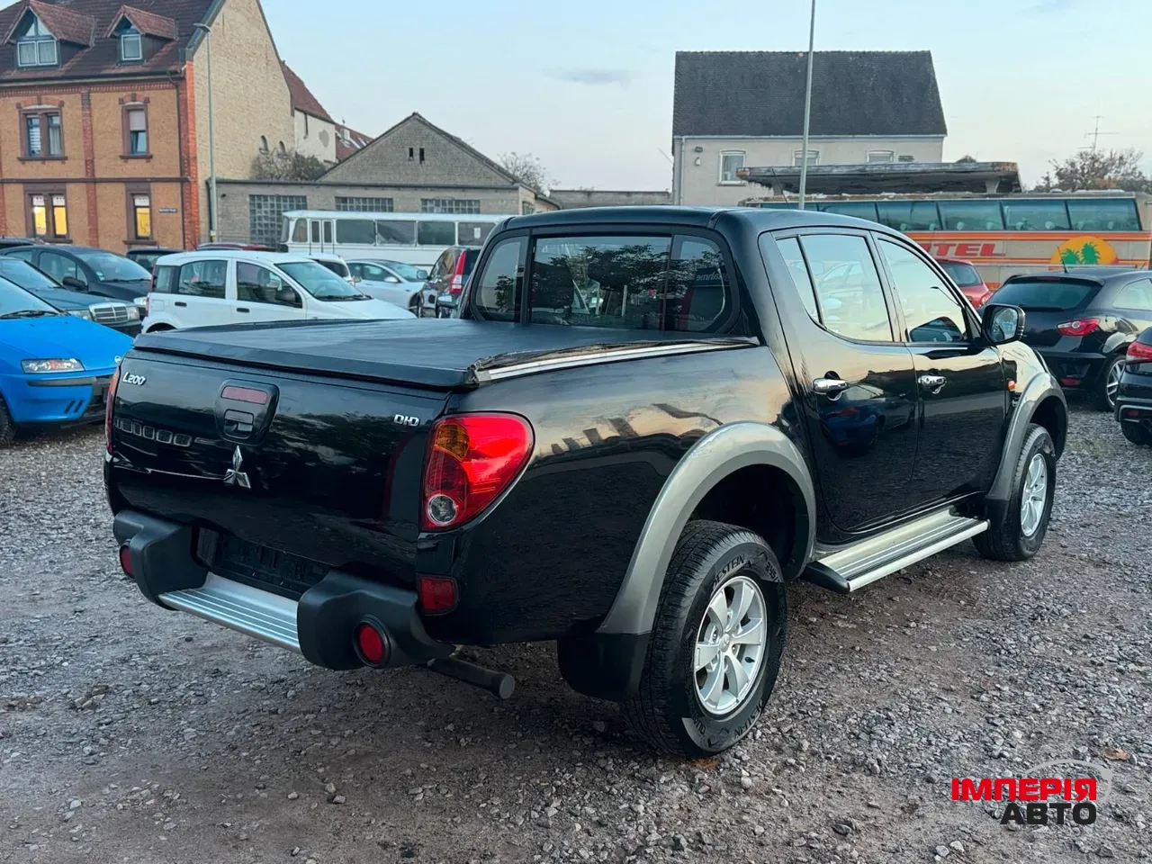 Mitsubishi L200 - фото 6