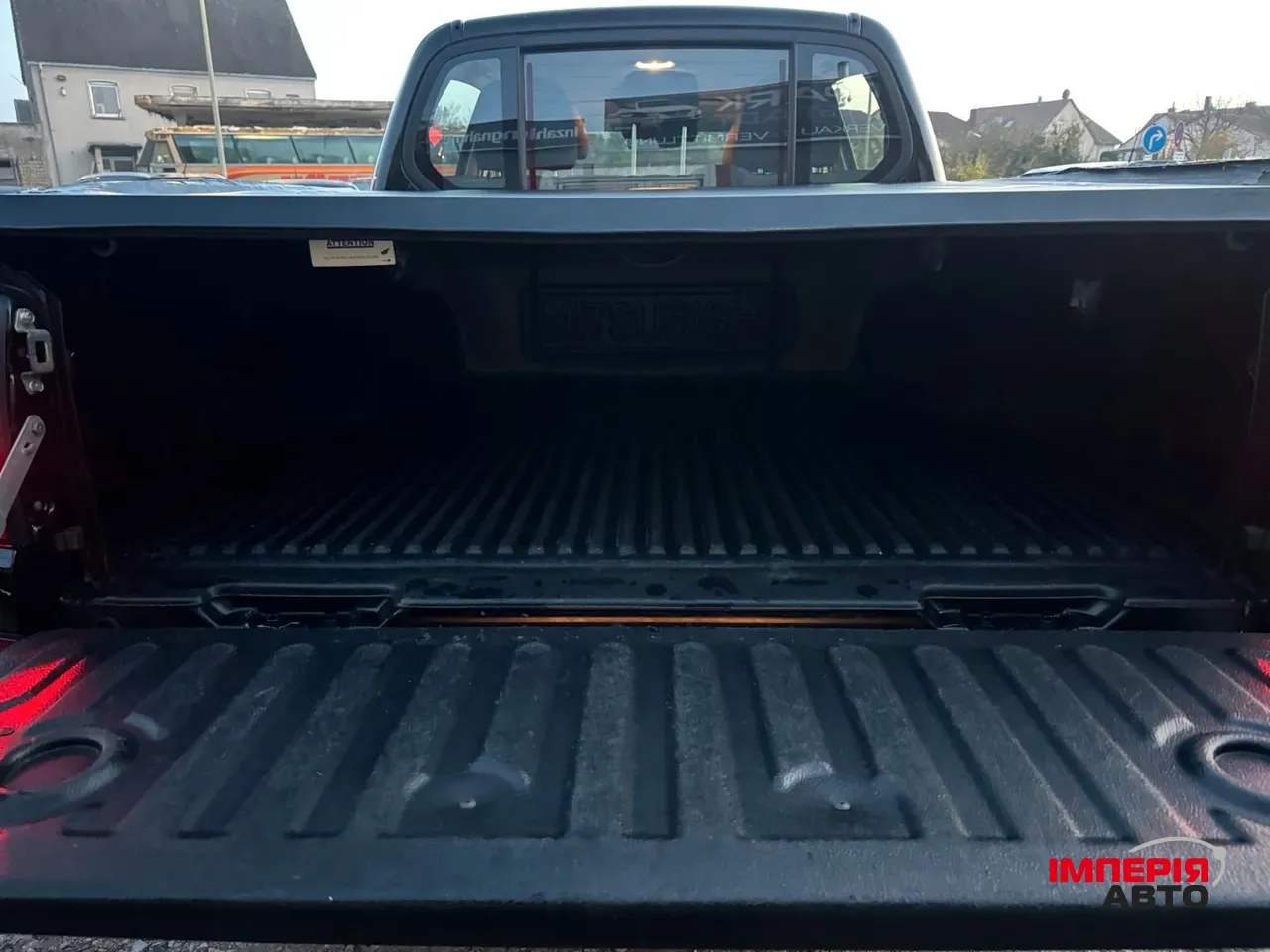 Mitsubishi L200 - фото 18