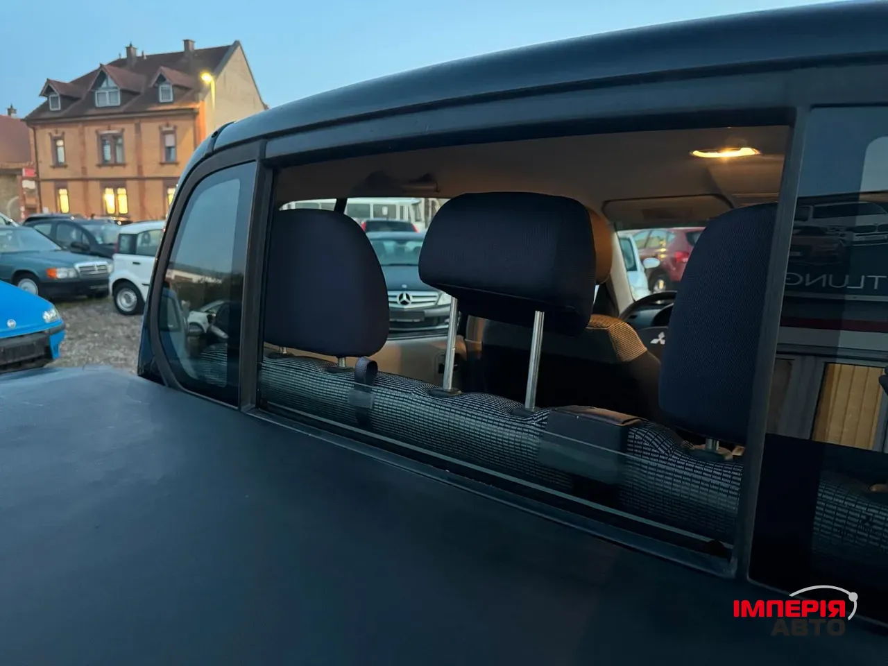 Mitsubishi L200 - фото 25