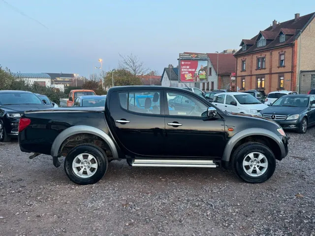 Mitsubishi L200 - фото 3