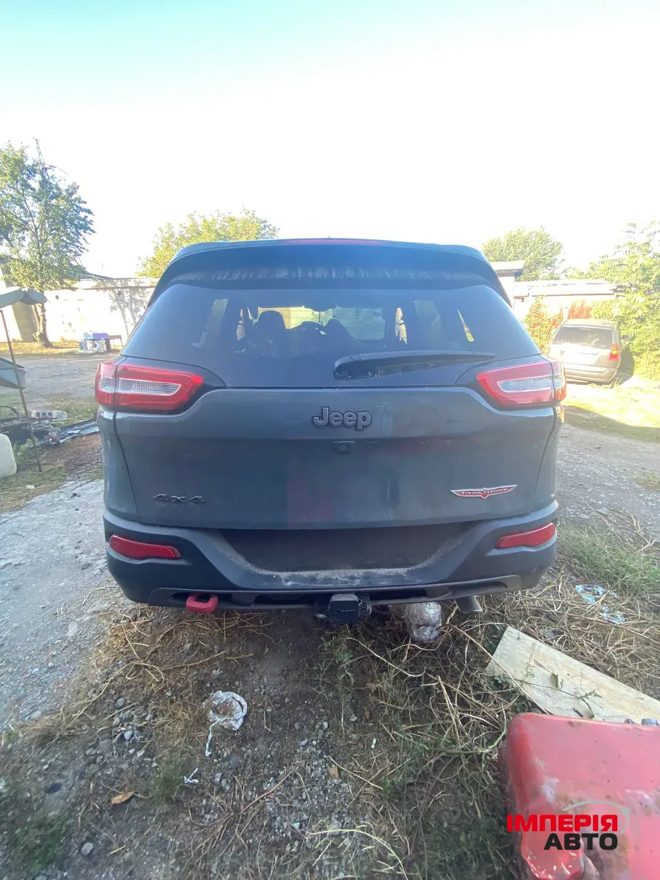 Jeep Cherokee - фото 2