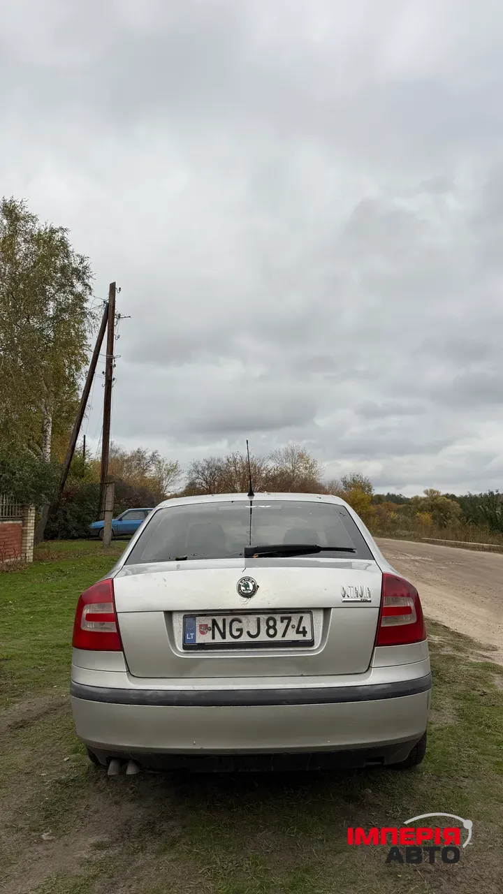 Skoda Octavia - фото 4