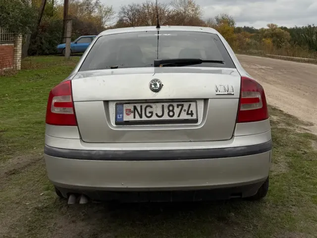 Skoda Octavia - фото 4