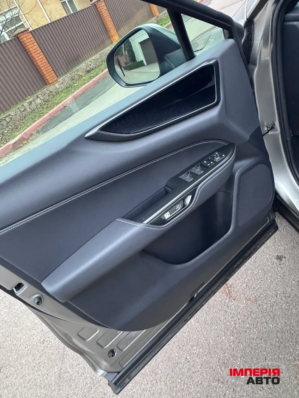 Lexus NX - фото 15