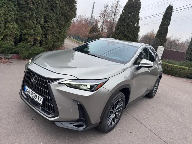 Lexus NX - фото 3