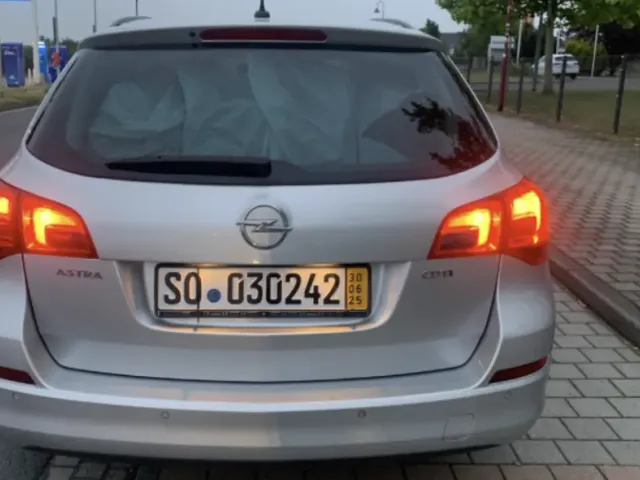 Opel Astra - фото 5