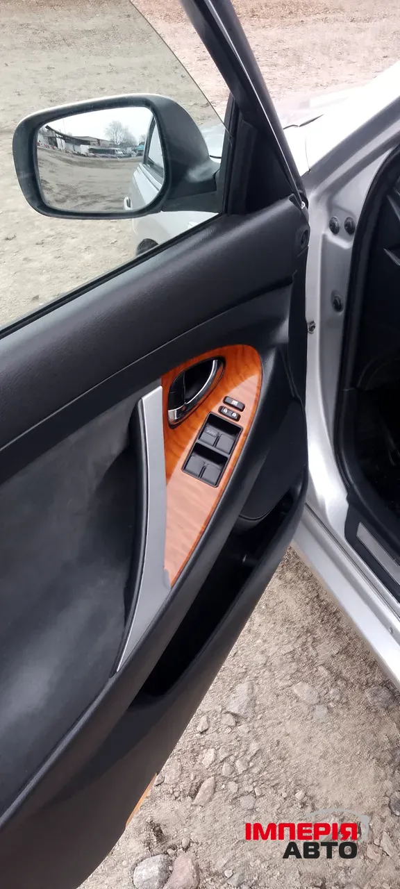 Toyota Camry - фото 11