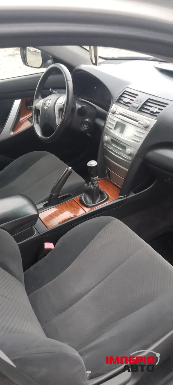 Toyota Camry - фото 9