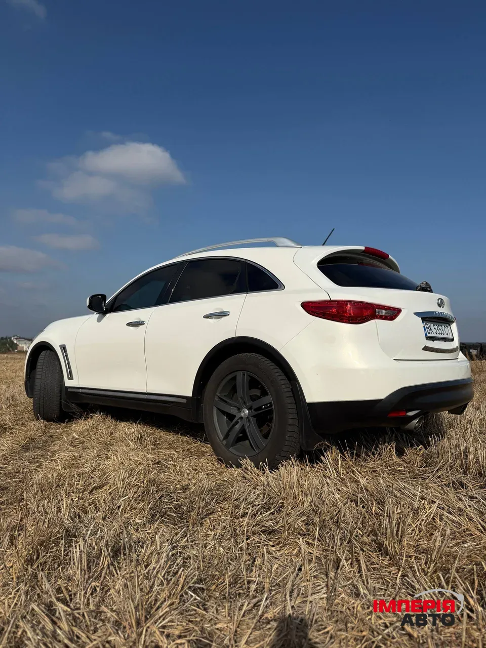 Infiniti FX - фото 3