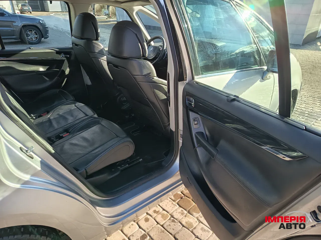 Citroen C4 Picasso - фото 8