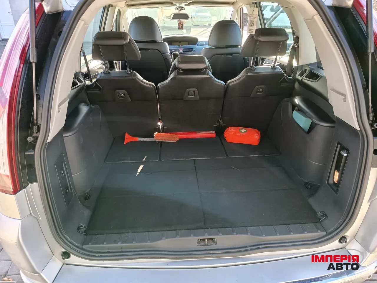 Citroen C4 Picasso - фото 9